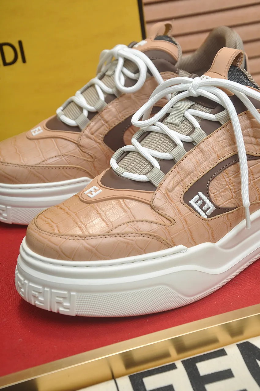 Men's shoes 💰600💶 [Fendi] The latest casual sports shoes 🔥 Many 💑 stars have the same style FD match. The original version is a one-to-one replica. Designer Kim Jones's first fendi match and Donkey brand Trainer basketball sneakers. Material: Original silk mesh. Lining: Breathable mesh. Packaging: Original 1:1 matching high-end packaging. Size: 38-45 (45 is custom-made and cannot be returned or exchanged)